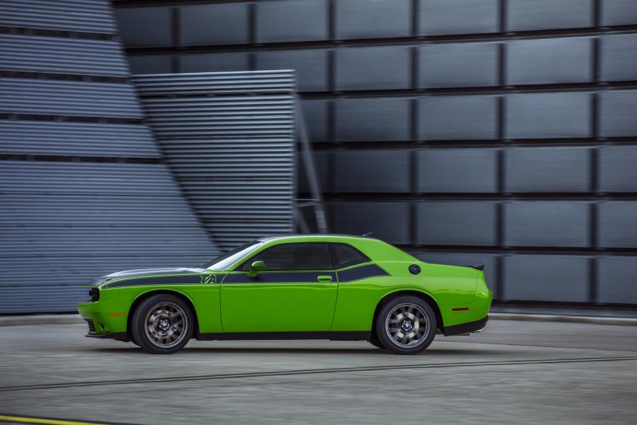  Dodge Challenger T/A (LC) 2016 года  (фото 6 из 19)